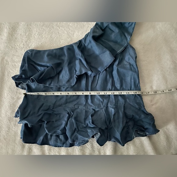 Denim One-Shoulder Ruffle Top in Blue Highline size small - Picture 5 of 8